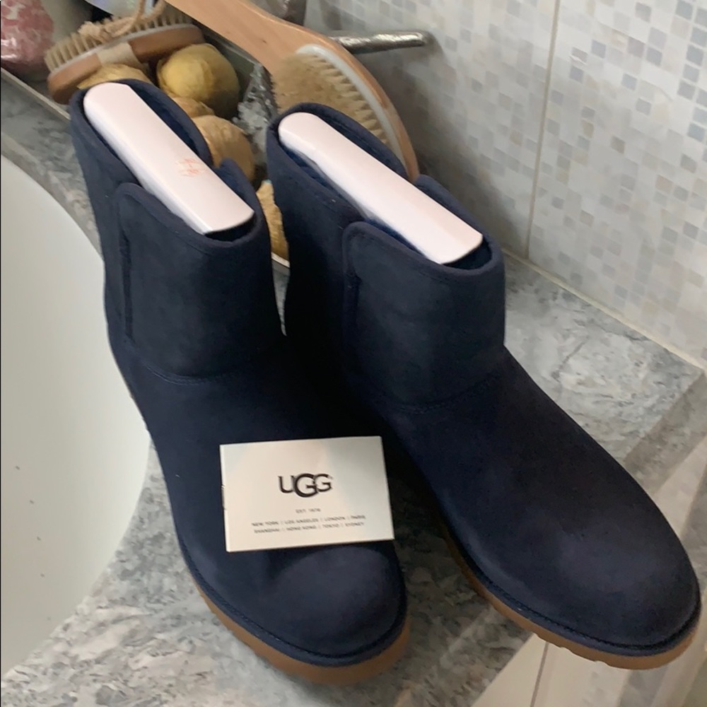Navy Kristin Ugg Boots